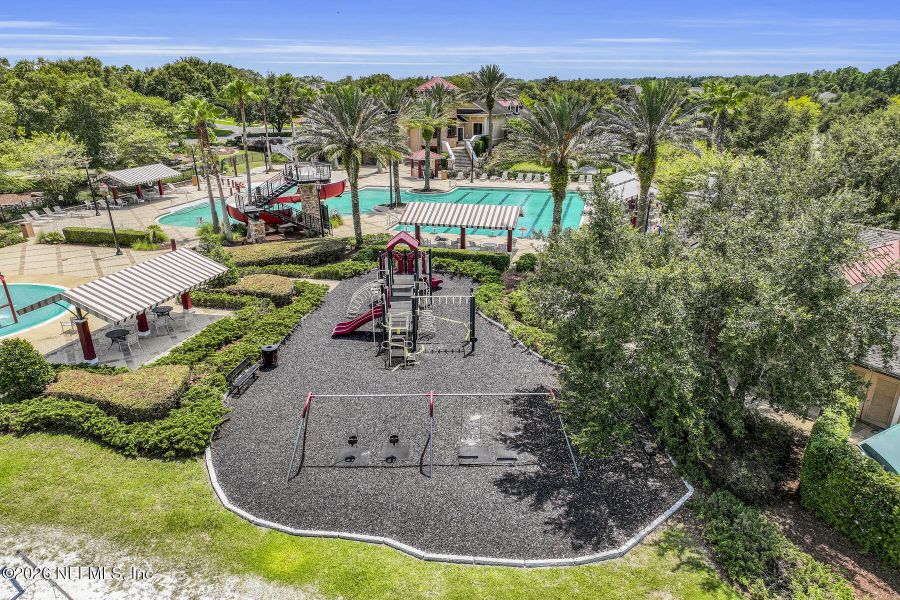 Community amenities in Rolling Hills, Green Cove Springs (Image 27).