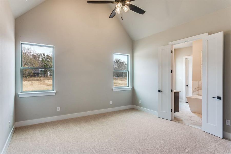 Spacious, unfurnished interior of a new home in , Weatherford (Image 20).