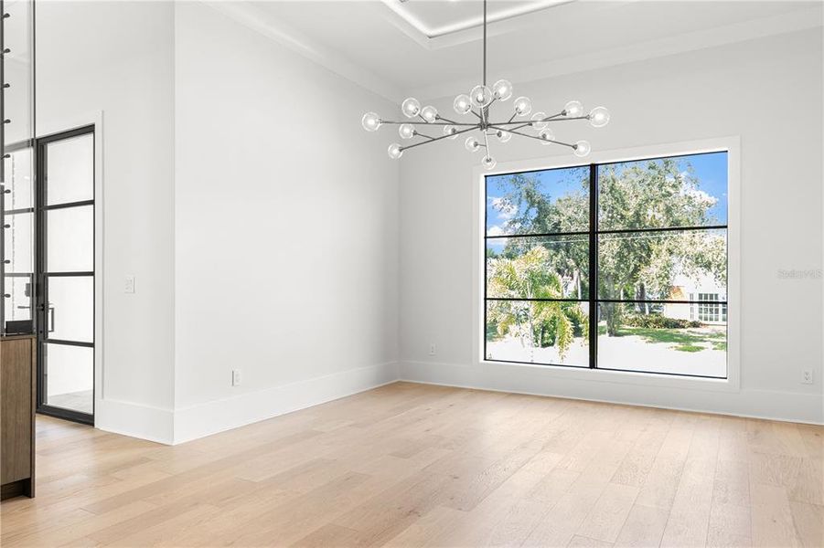 Spacious, unfurnished interior of a new home in , St. Petersburg (Image 15).