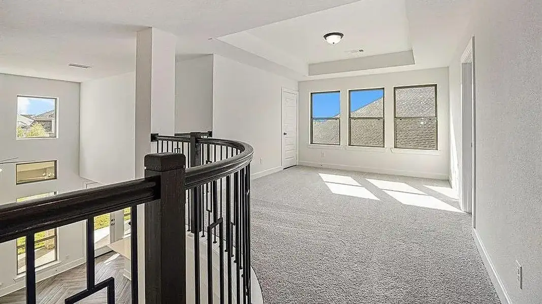 Spacious, unfurnished interior of a new home in Jordan Ranch, Katy (Image 21).