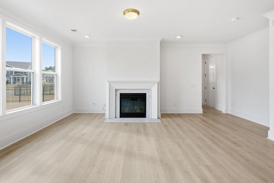 Spacious, unfurnished interior of a new home in , Ravenel (Image 18).