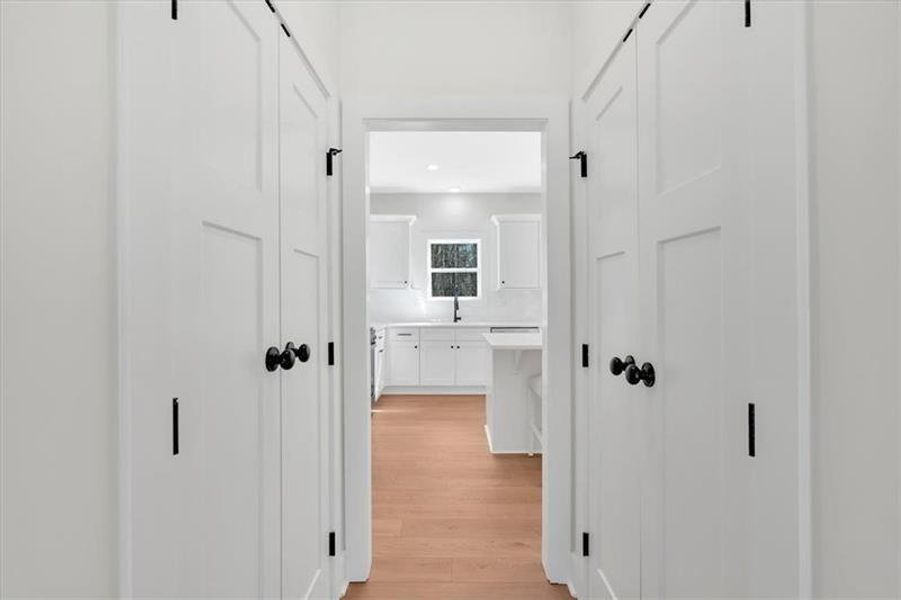 Spacious, unfurnished interior of a new home in , Dallas (Image 20).