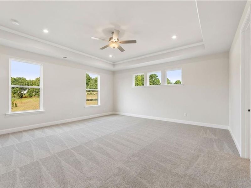 Spacious, unfurnished interior of a new home in Melody Lakeside Estates, Buford (Image 11).