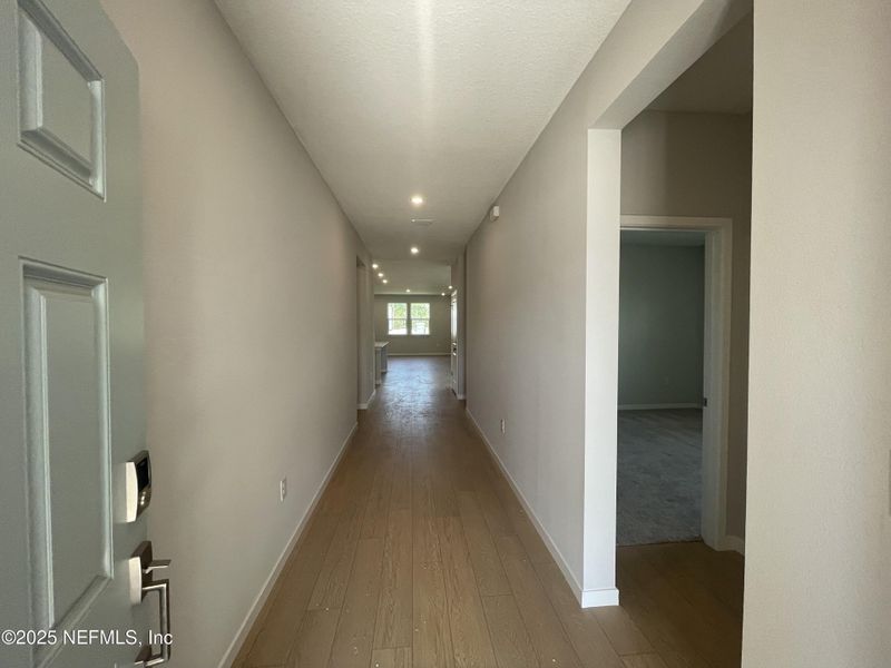 Spacious, unfurnished interior of a new home in Magnolia Series at Seminole Palms, Palm Coast (Image 25).