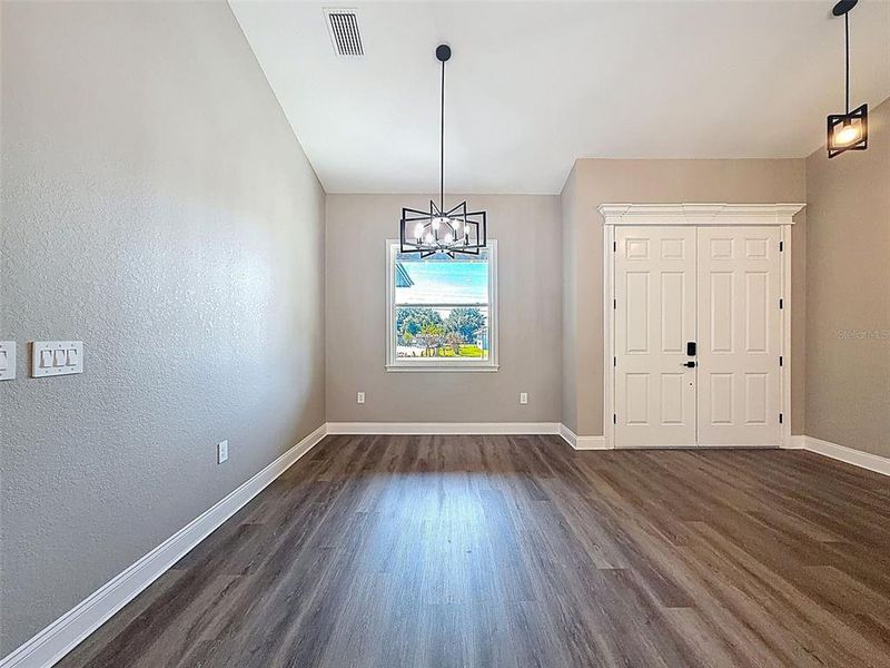 Spacious, unfurnished interior of a new home in , Lakeland (Image 69).