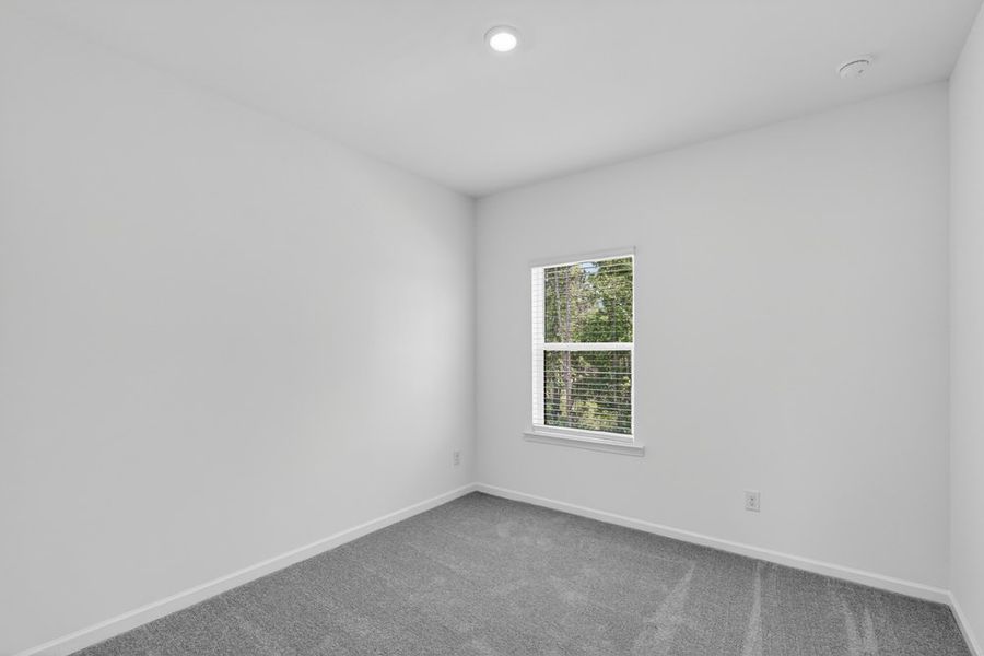 Spacious, unfurnished interior of a new home in Alder Creek, Cumming (Image 21).