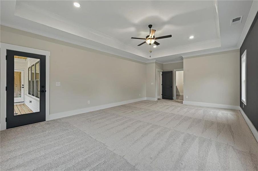 Spacious, unfurnished interior of a new home in SteepleChase, Hoschton (Image 33).
