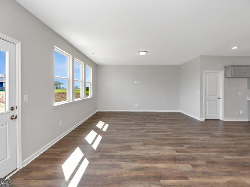 Spacious, unfurnished interior of a new home in Ivy Glen, Perry (Image 15). Spacious, unfurnished interior of a new home in Ivy Glen, Perry (Image 15).