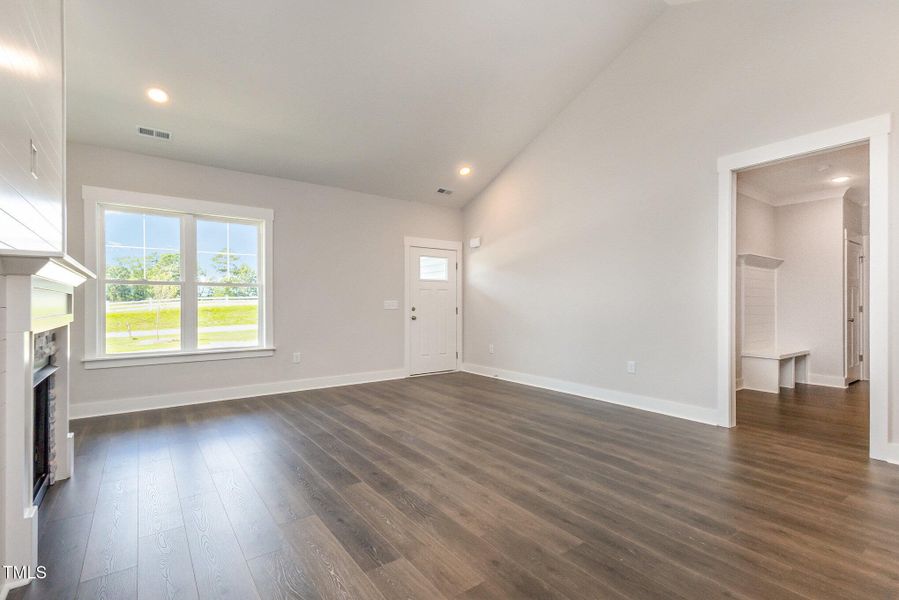 006_kv0a0623-edit_961