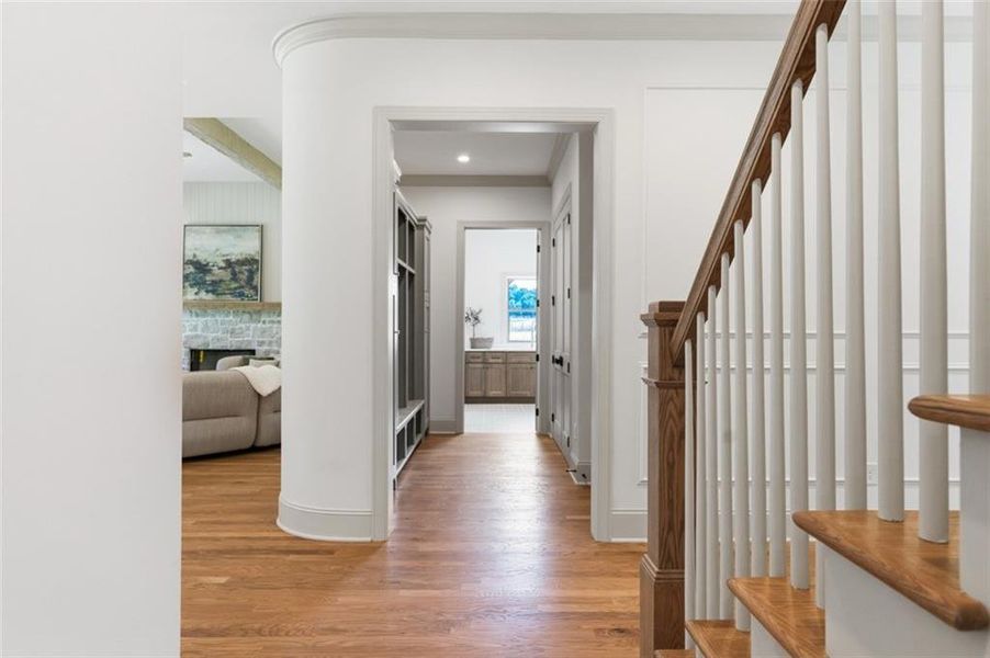 Spacious, unfurnished interior of a new home in , Alpharetta (Image 61). Spacious, unfurnished interior of a new home in , Alpharetta (Image 61).