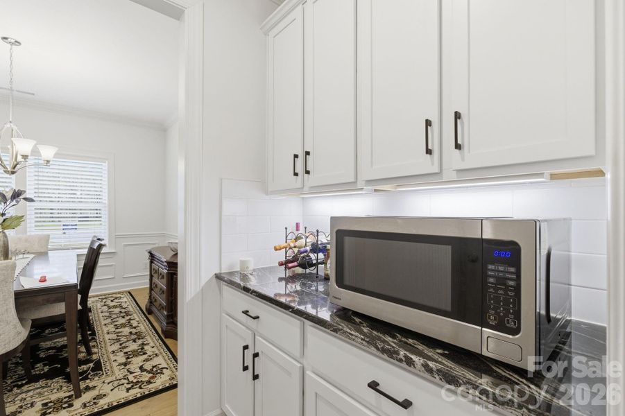 Spacious butlers pantry adds extra storage