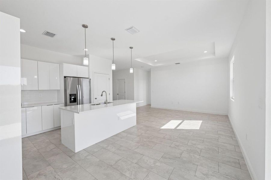 7-web-or-mls-S Castle Cir-S2204-007 7-web-or-mls-S Castle Cir-S2204-007