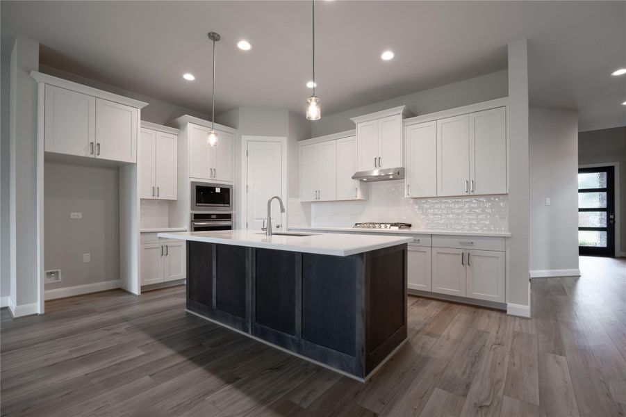 Furnished interior view inside a new home in Sunterra, Katy (Image 10). Furnished interior view inside a new home in Sunterra, Katy (Image 10).