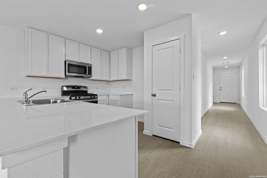 Furnished interior view inside a new home in Spring Grove, St. Hedwig (Image 6).
