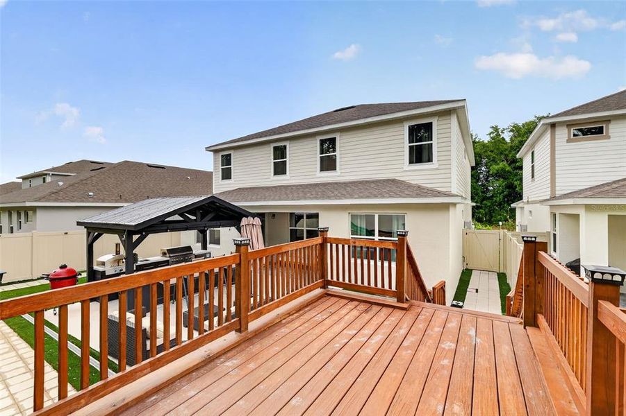 Exterior details and patio area of a home in Summerbrooke, Mount Dora (Image 26).