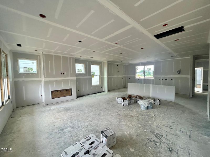 221 Family Room 221 Family Room