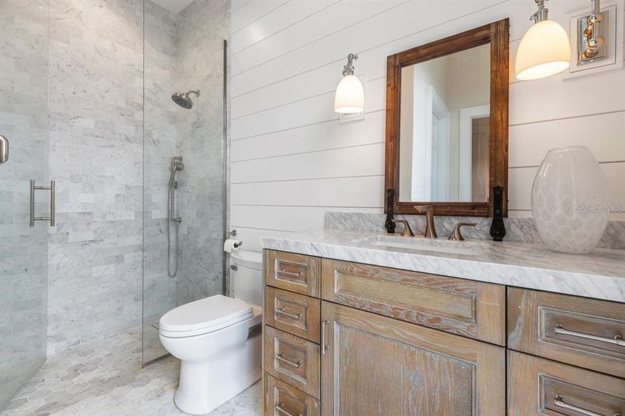 Furnished interior view inside a new home in , Orlando (Image 44).