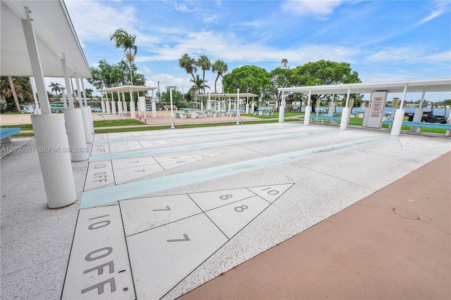 Community amenities in , Dania Beach (Image 32).
