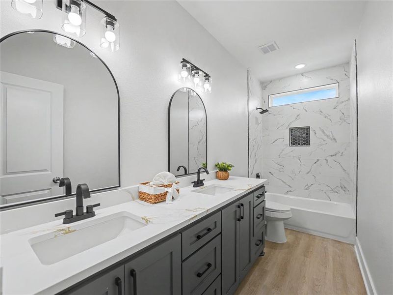 Dual vanity with integrated sinks and quartz countertops
