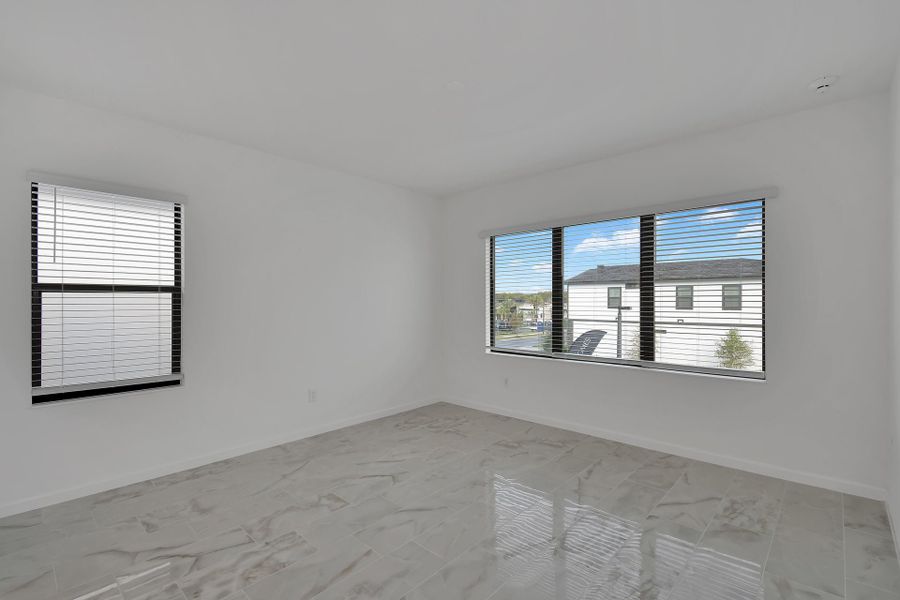 Representative unfurnished interior of a home built from the Sandalwood II by Park Square Residential in Paradiso Grande, Orlando (Image 15).