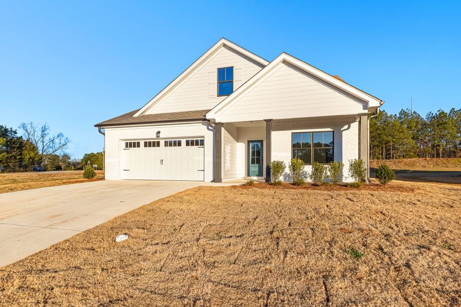 Front exterior of a home in the Standing Oaks community, located in Senoia, GA (Image 10).