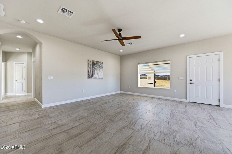 38-web-or-mls-158 N Pettoshas Dr-37