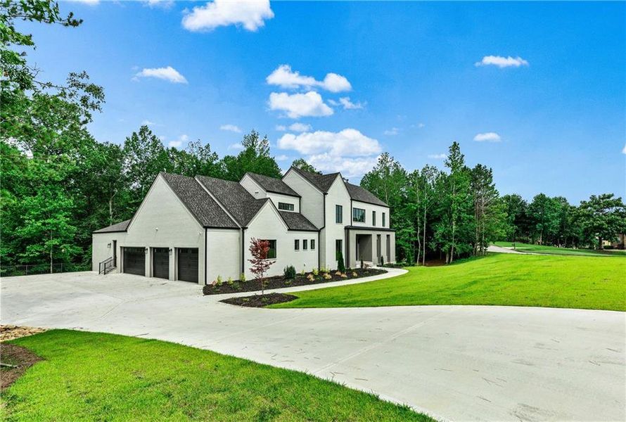 Front exterior of a new home in , Newnan, GA, highlighting curb appeal (Image 30).
