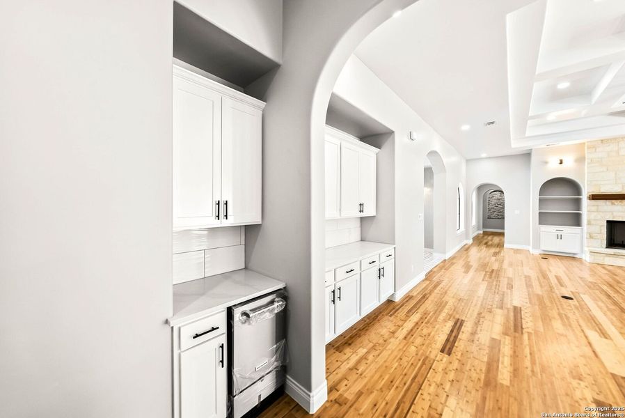 Furnished interior view inside a new home in , New Braunfels (Image 10).