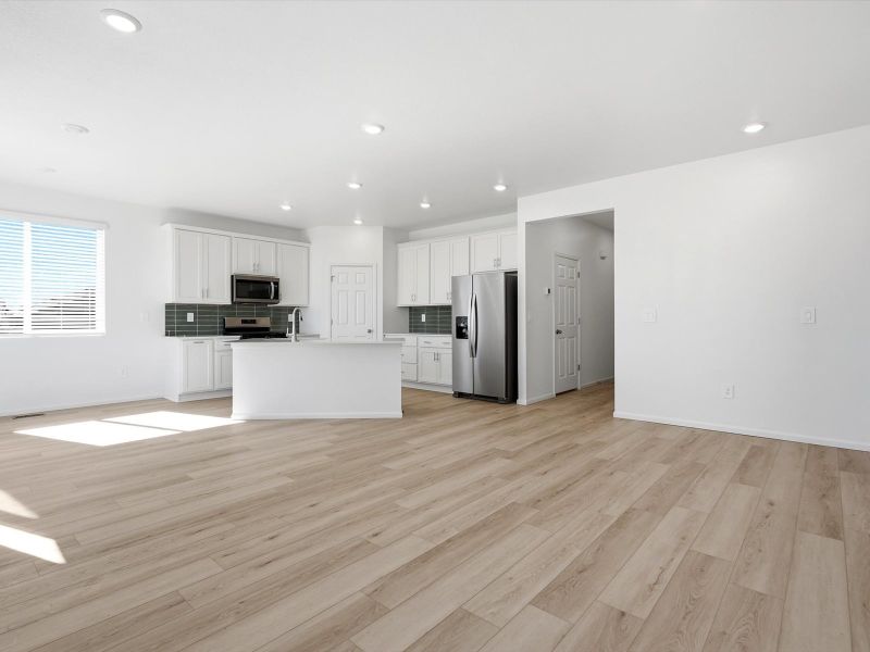 Spacious, unfurnished interior of a new home in Meridian Ranch, Peyton (Image 21).