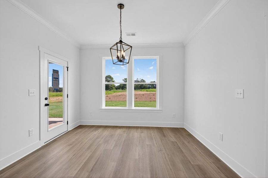 Spacious, unfurnished interior of a new home in Magnolia Ridge, Monroe (Image 41).
