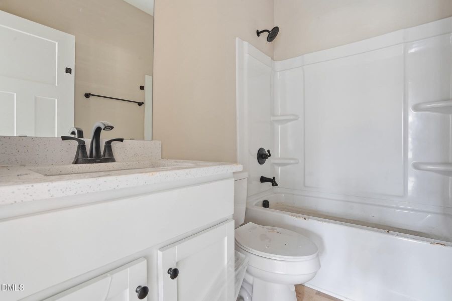 11 Halifax Ave-64 11 Halifax Ave-64