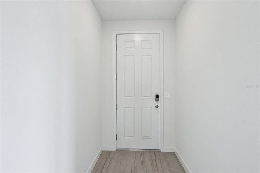 Spacious, unfurnished interior of a new home in , Palm Coast (Image 15).
