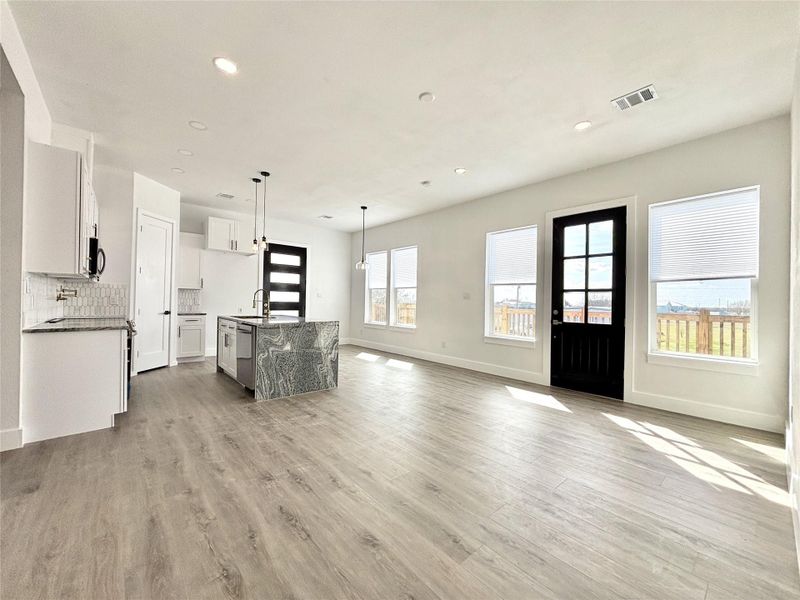 Image 41 of a home in .