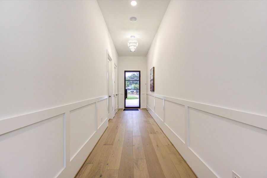 High ceilings with integrated sound system for immersive entertaining.