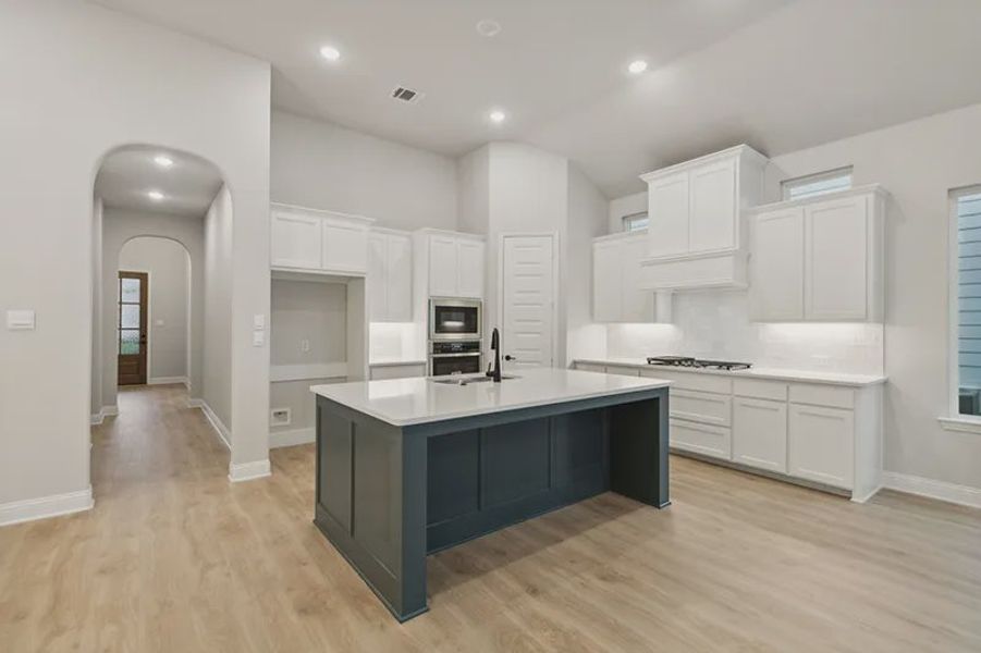 Representative furnished interior of a home built from the Logan by Cambridge Homes in Lake Park, Rowlett (Image 11).