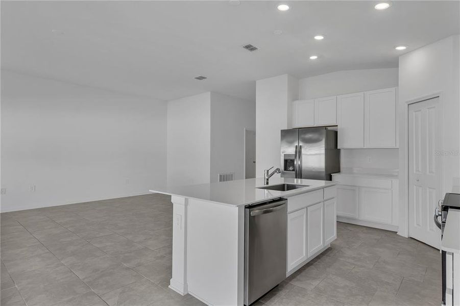 Furnished interior view inside a new home in Knightsbridge, Kissimmee (Image 3).