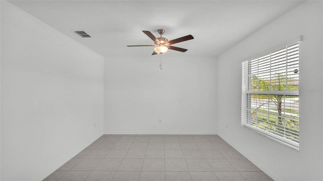 Spacious, unfurnished interior of a new home in , Bartow (Image 21).