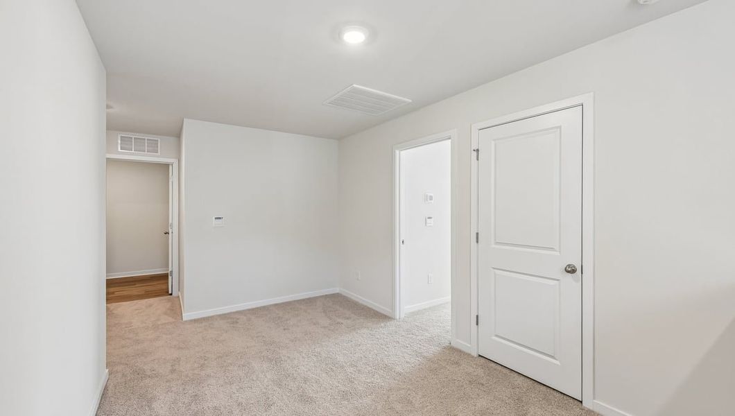 Spacious, unfurnished interior of a new home in The Falls at Newton, Newton (Image 15).