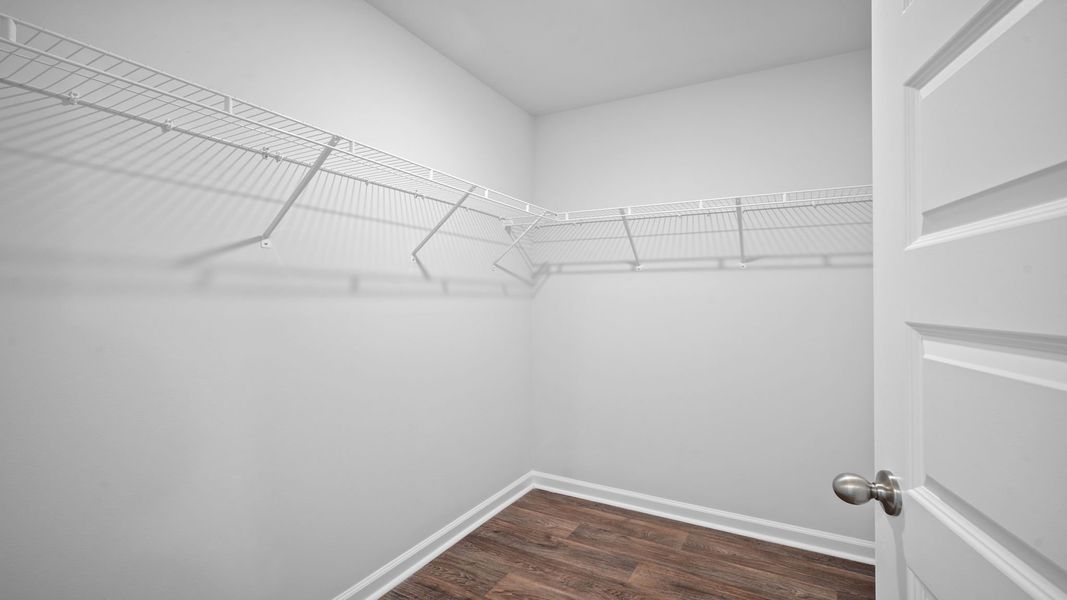 Spacious, unfurnished interior of a new home in Rice Hope, Port Wentworth (Image 18).