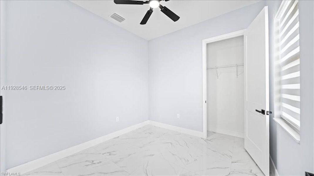 Spacious, unfurnished interior of a new home in , Lehigh Acres (Image 33).