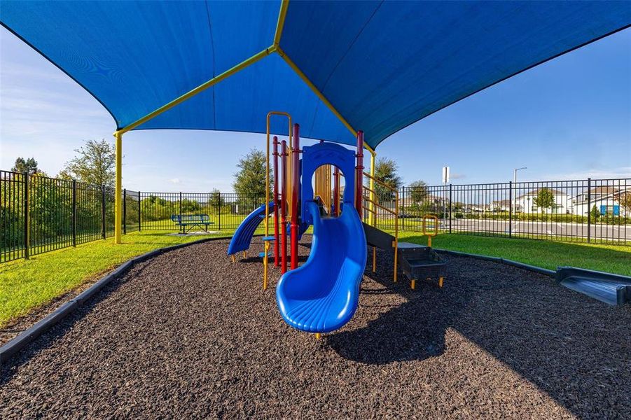 Community amenities in Peace Creek Reserve, Winter Haven (Image 47).