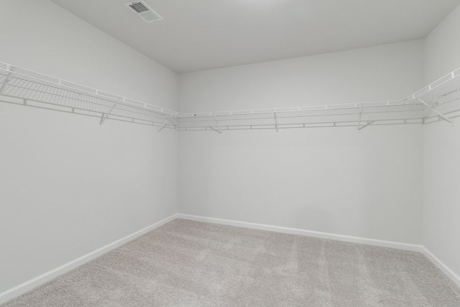 Spacious, unfurnished interior of a new home in Killians Crossing, Blythewood (Image 31).