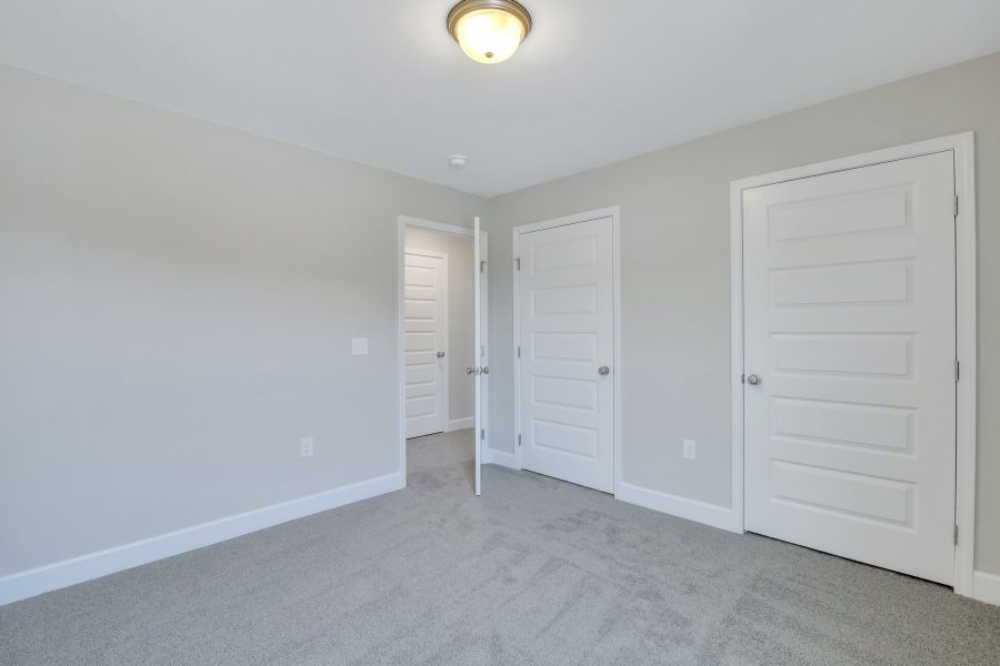 Representative unfurnished interior of a home built from the Seabrook by Ernest Homes in Wexford, Richmond Hill (Image 41).