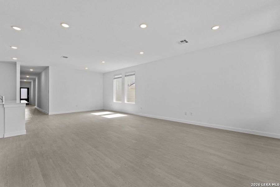 Spacious, unfurnished interior of a new home in Brookmill, San Antonio (Image 32). Spacious, unfurnished interior of a new home in Brookmill, San Antonio (Image 32).