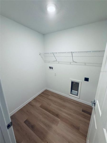 Spacious, unfurnished interior of a new home in , Palm Coast (Image 10).