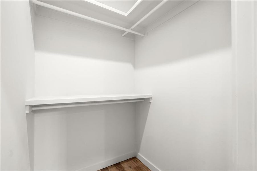 Spacious, unfurnished interior of a new home in , Atlanta (Image 28).