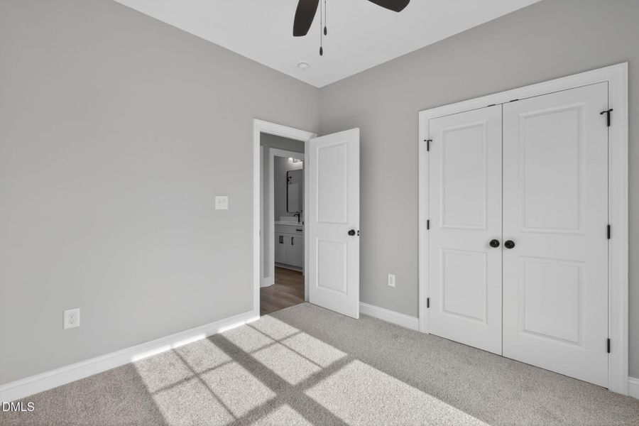 18-web-or-mls-3818-valleyfield-ln-elm-ci