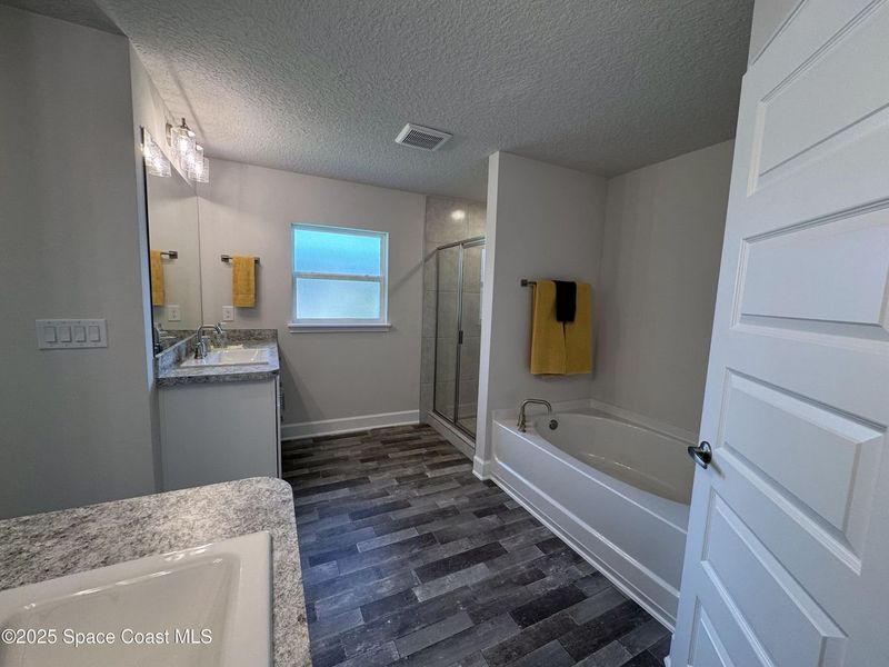 Image 20 of a home in Sebastian Highlands.