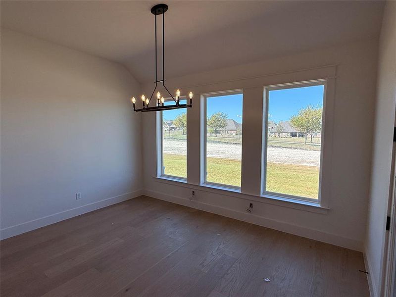 Spacious, unfurnished interior of a new home in Aledo Heights - Aledo ISD, Aledo (Image 16).