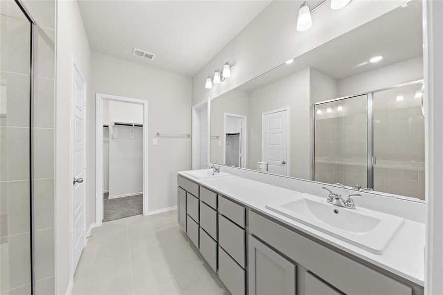 Furnished interior view inside a new home in Devonshire 40s, Forney (Image 12). Furnished interior view inside a new home in Devonshire 40s, Forney (Image 12).